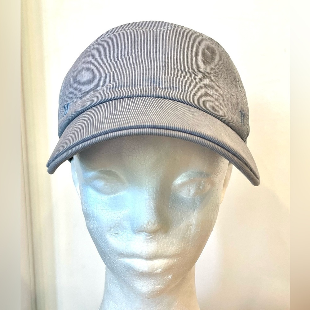 Hermes micro pinstripe cap, silver snaps, covered button,cotton, blue/white, 58 - Picture 3 of 15